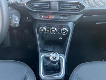 Dacia sandero tce 90 expression 1 main carplay caméra radar av/ar clim auto keyless suivi dacia garantie 12mois occasion...