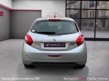 Peugeot 208 1.2 vti 82ch bvm5 active occasion paris 17ème (75)(porte maillot) simplicicar simplicibike france