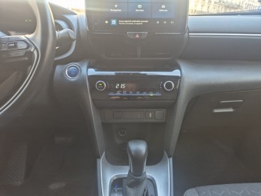 Toyota yaris cross hybride my22 116h awd-i design occasion paris 17ème (75)(porte maillot) simplicicar simplicibike france