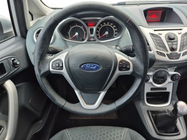 Ford fiesta 1.4 tdci 70 ambiente occasion simplicicar angers simplicicar simplicibike france