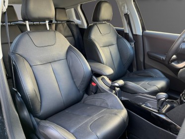 Peugeot 2008 puretech 110ch ss eat6 allure - garantie 12 mois occasion simplicicar la ciotat simplicicar simplicibike france