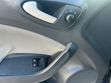 Seat ibiza 1.6 tdi 90 fap réference - moteur changé avec facture - distribution neuf - révision complète faite occasion...