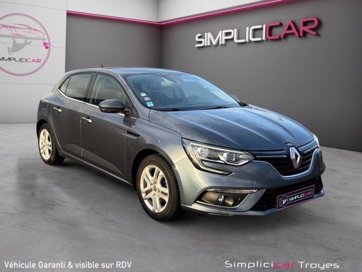 Renault megane iv berline business tce 115 energy business aides au parking av/ar carplay climatisation garantie 12 mois...