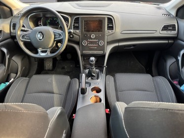 Renault megane iv berline business tce 115 energy business aides au parking av/ar carplay climatisation garantie 12 mois...