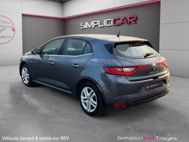 Renault megane iv berline business tce 115 energy business aides au parking av/ar carplay climatisation garantie 12 mois...