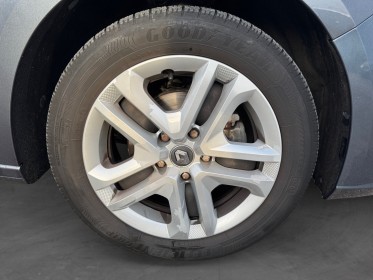 Renault megane iv berline business tce 115 energy business aides au parking av/ar carplay climatisation garantie 12 mois...