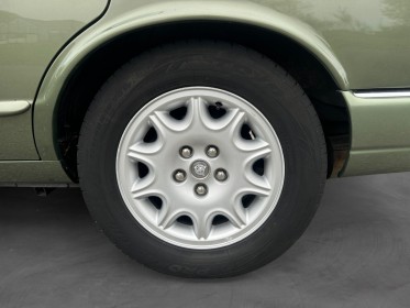 Jaguar xj xj8 4.0 v8 pack classique a garantie 12 mois occasion scl 56 - simplicicar vannes simplicicar simplicibike france