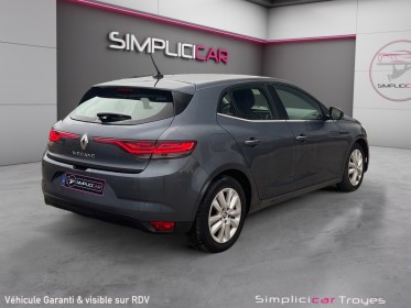 Renault megane iv berline 1.5 dci 115 edc régulateur clim auto full led garantie 12 mois occasion barberey simplicicar...