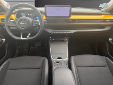 Jeep avenger 115kw 4x2 1st edition caméra de recule garantie 12 mois occasion simplicicar lyon nord simplicicar simplicibike...