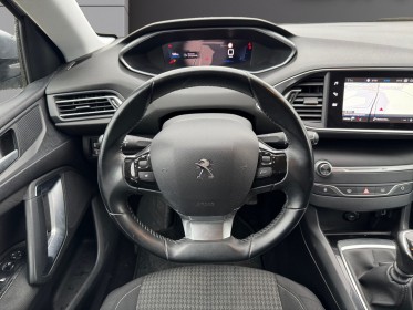 Peugeot 308 bluehdi 130ch ss bvm6 allure carplay virtual cockpit distrib neuve garantie 12 mois occasion simplicicar orleans...