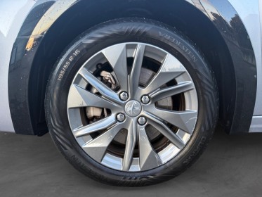 Peugeot 208 electrique 50 kwh 136ch active pack occasion simplicicar marignane  simplicicar simplicibike france