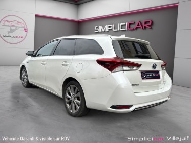 Toyota auris touring sports pro my17 hybride pro 136h design, caméra de recul, clim auto, sièges cuir, bluetooth,...