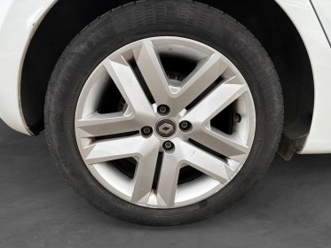 Renault clio v blue dci 115 business garantie 12 mois occasion simplicicar lyon nord simplicicar simplicibike france