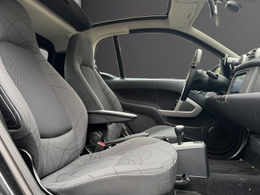 Smart fortwo toit panoramique / siÈge chauffant/ carplay occasion paris 17ème (75)(porte maillot) simplicicar simplicibike...