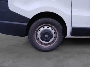 Renault trafic combi l1 dci 125 energy life occasion parc voitures beauvais simplicicar simplicibike france