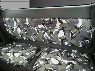 Toyota hilux simple cabine hilux chassis  4x4 144 d-4d lecap occasion simplicicar toulon ouest simplicicar simplicibike france