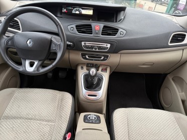 Renault scenic iii dci 130 fap expression euro 5 2011 occasion simplicicar meaux simplicicar simplicibike france