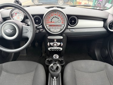Mini  mini one 1.4 i 16v 75 cv hatch occasion simplicicar meaux simplicicar simplicibike france