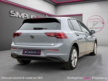 Volkswagen golf 2.0 tdi scr 150 dsg7 life plus carplay leds d'ambiances acc garantie 12 mois occasion simplicicar poitiers...