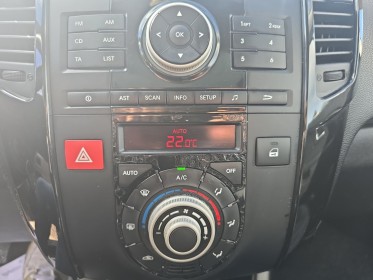 Kia venga 1.6 crdi 115 ch premium distribution a chaine - embrayage neuf occasion avignon (84) simplicicar simplicibike france