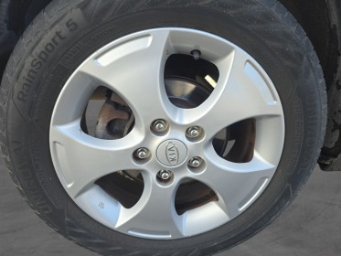 Kia venga 1.6 crdi 115 ch premium distribution a chaine - embrayage neuf occasion avignon (84) simplicicar simplicibike france