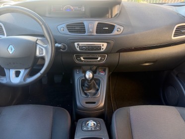 Renault scenic iii dci 110 fap eco2 ovalie occasion cannes (06) simplicicar simplicibike france