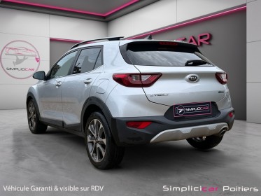 Kia stonic tgdi mhev 120 dct premium caméra de recul volant et sièges chauffants garantie 12 mois occasion simplicicar...