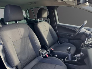 Ford b-max 1.0 ecoboost 125 ss titanium attelage suivi complet radar ar bluetooth garantie 12 mois occasion simplicicar...