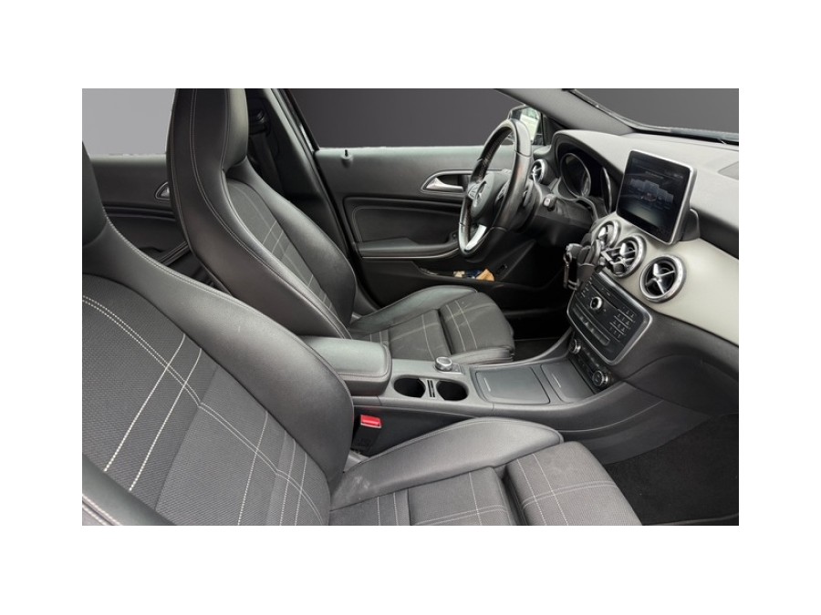 MERCEDES d'occasion CLASSE GLA GLA 200 WHITE ART EDITION BA de 2015