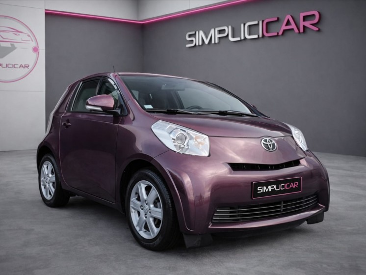 Toyota iq iq 68 vvt-i / climatisation / carplay occasion simplicicar orgeval  simplicicar simplicibike france