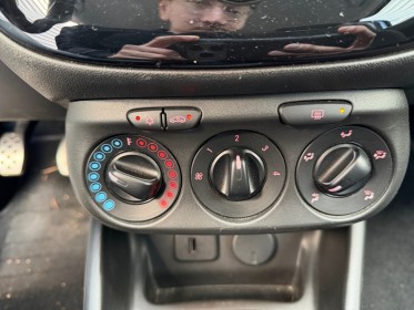 Opel corsa 1.4 90 ch black edition - carplay - régulateur - radars ar - garantie 12 mois occasion simplicicar nimes - rb...