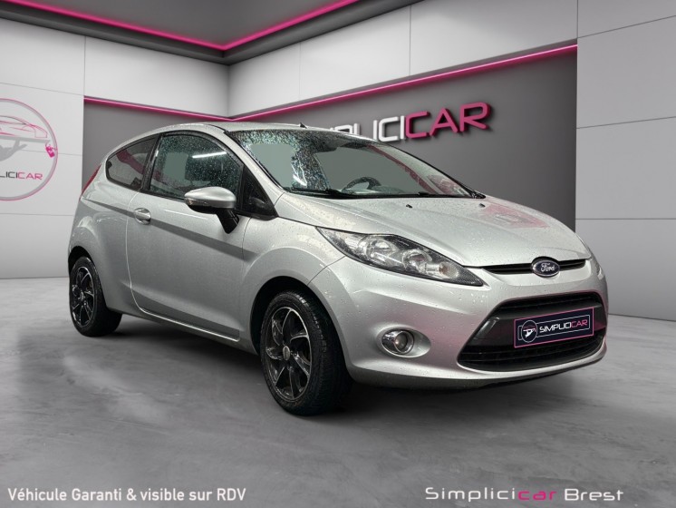 Ford fiesta 1.4 tdci 70 fap trend - garantie 12 mois occasion simplicicar brest simplicicar simplicibike france
