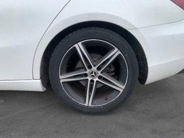 Mercedes classe a berline 180 d 7g-dct progressive line / toit ouvrant / eclairage led intérieur / garantie 12 mois occasion...