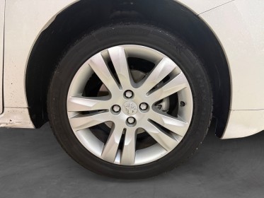 Peugeot 5008 1.6 hdi 115ch style toit pano 7 places attelage garantie 12mois occasion simplicicar brive la gaillarde ...