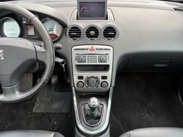 Peugeot 308 1.6 thp 150ch féline/ full cuir/ sièges chauffants/ toit panoramique occasion simplicicar orgeval  simplicicar...