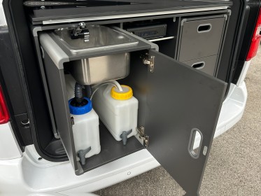 Peugeot expert fourgon pössl vanster toit relevable bluehdi 145 bvm6 garantie 12 mois occasion simplicicar vienne...