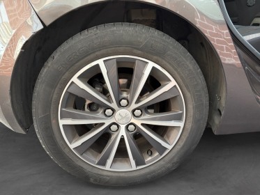 Peugeot 308 1.6 bluehdi 100ch ss bvm5 style, clim auto, sièges sport, garantie 12 mois occasion simplicicar villejuif ...