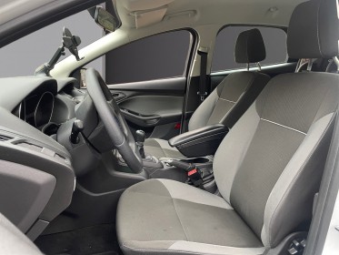 Ford focus 1.6 ti-vct 85 trend / garantie 12 mois occasion paris 17ème (75)(porte maillot) simplicicar simplicibike france