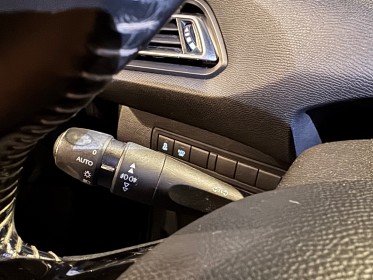 Peugeot 308 1.2 puretech 130ch ss bvm6 allure garantie 12 mois occasion paris 15ème (75) simplicicar simplicibike france