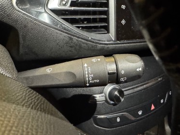 Peugeot 308 1.2 puretech 130ch ss bvm6 allure garantie 12 mois occasion paris 15ème (75) simplicicar simplicibike france