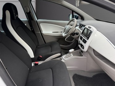 Renault zoe zen batterie en location feux av led radar ar garantie 12 mois occasion simplicicar dunkerque simplicicar...