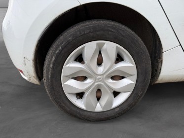 Renault zoe zen batterie en location feux av led radar ar garantie 12 mois occasion simplicicar dunkerque simplicicar...