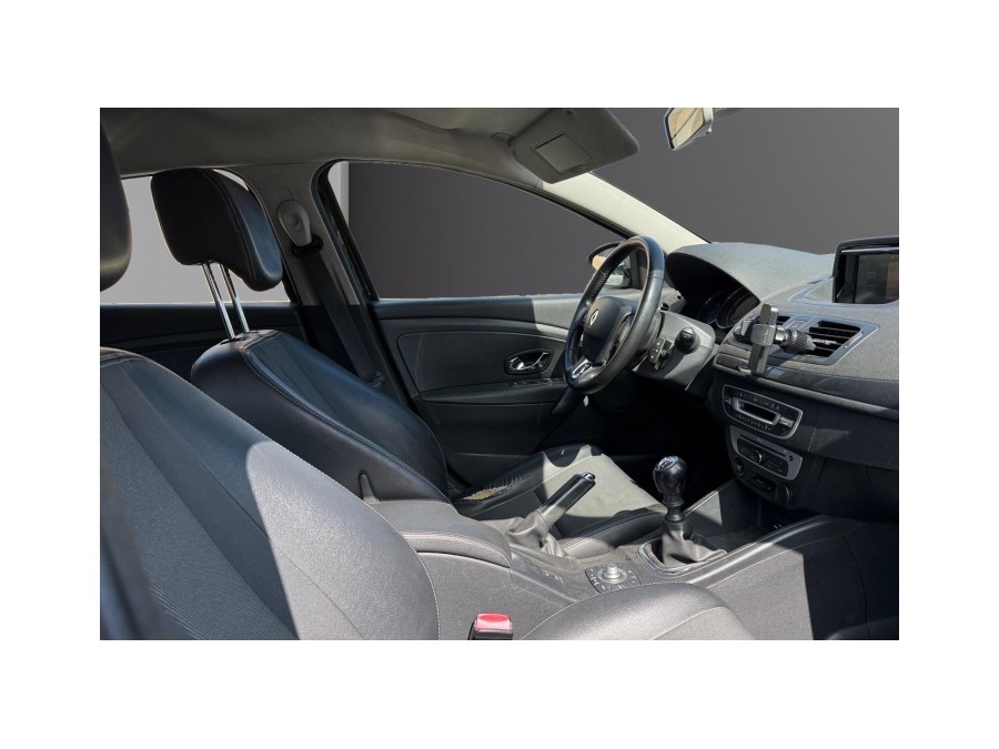 RENAULT d'occasion MEGANE 1.5 DCI 110 LIMITED de 2015 Dunkerque (59)﻿
