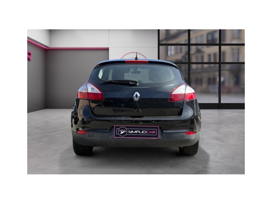 RENAULT d'occasion MEGANE 1.5 DCI 110 LIMITED de 2015 Dunkerque (59)﻿