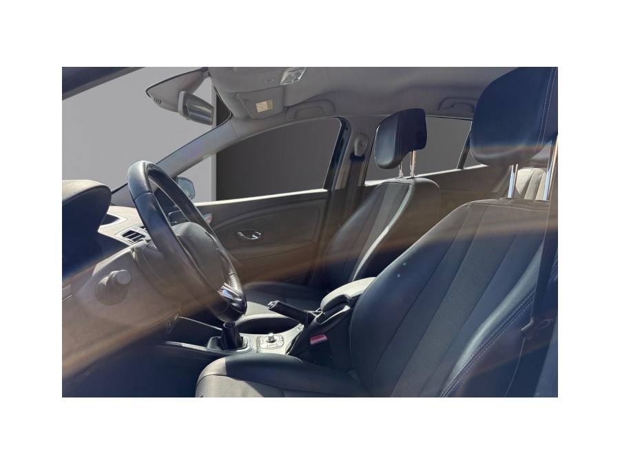 RENAULT d'occasion MEGANE 1.5 DCI 110 LIMITED de 2015 Dunkerque (59)﻿