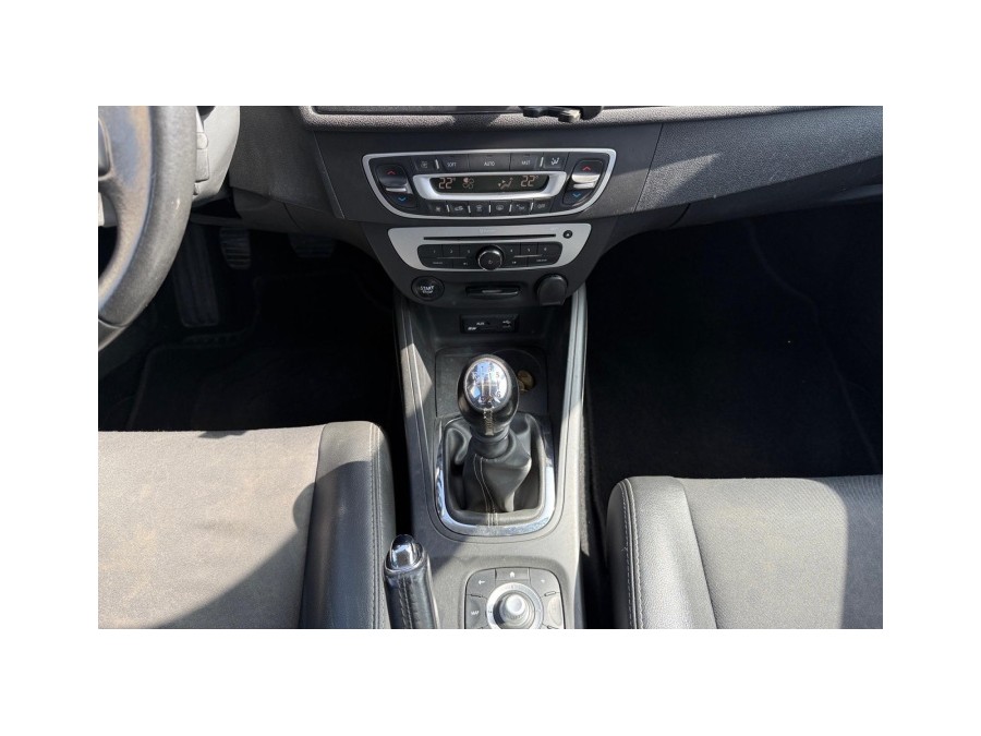 RENAULT d'occasion MEGANE 1.5 DCI 110 LIMITED de 2015 Dunkerque (59)﻿