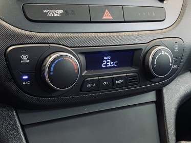 Hyundai i10 1.2 87 uefa euro 2016 plus - garantie 12 mois occasion simplicicar annecy simplicicar simplicibike france