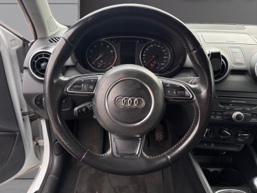 Audi a1 a1 1.2 tfsi 86 attraction entretien suivi garantie 12 mois occasion simplicicar pertuis  simplicicar simplicibike...