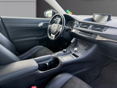 Lexus ct200h phase 2 1.8 vvt-i 16v 136 hybrid cvt 99 cv occasion simplicicar pau simplicicar simplicibike france