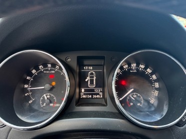 Skoda yeti 2.0 tdi cr 110 fap elégance/ radar de recul / rÉgulateur de vitesse occasion paris 17ème (75)(porte maillot)...